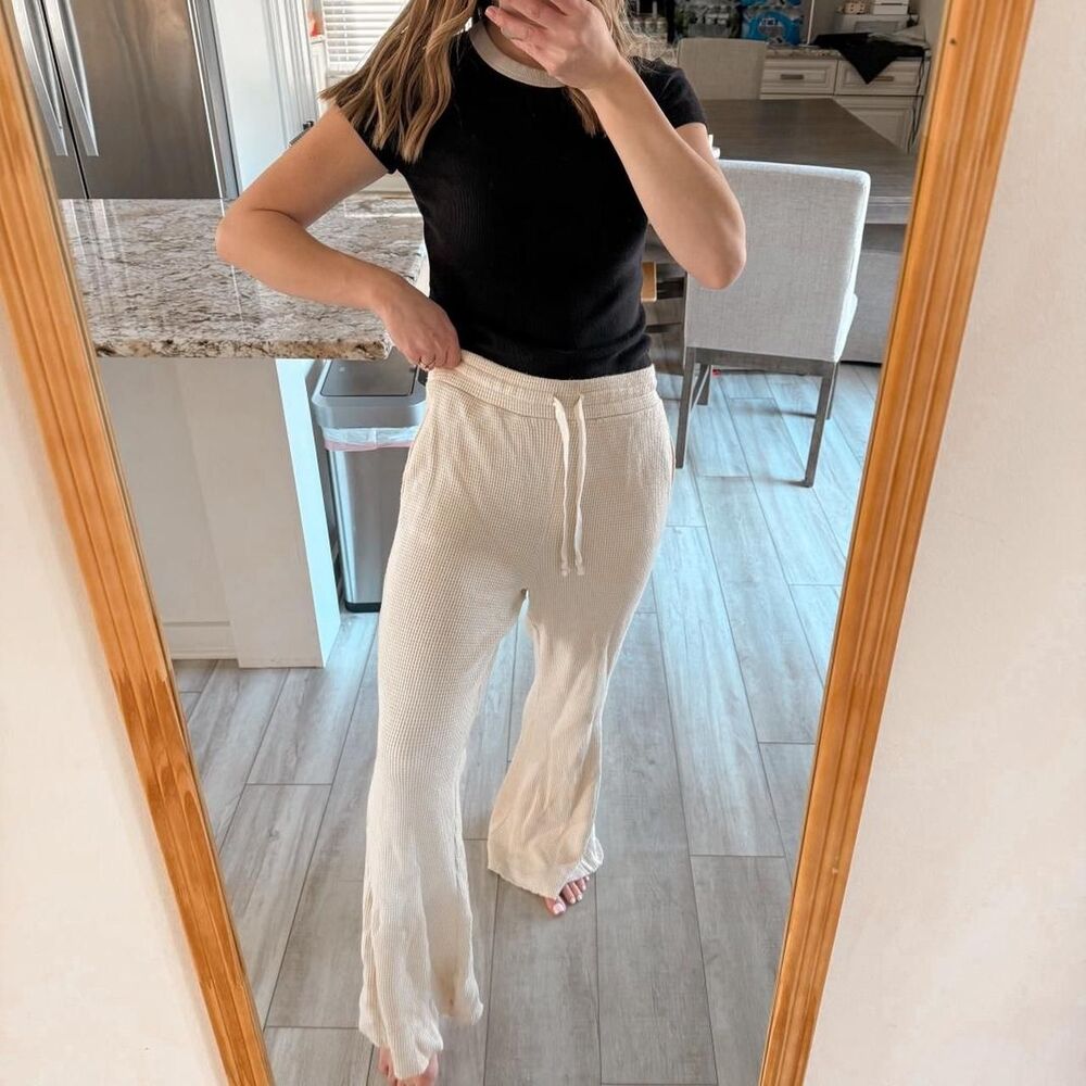 American-eagle-outfitters Women's Cream and Tan Joggers-tracksuits